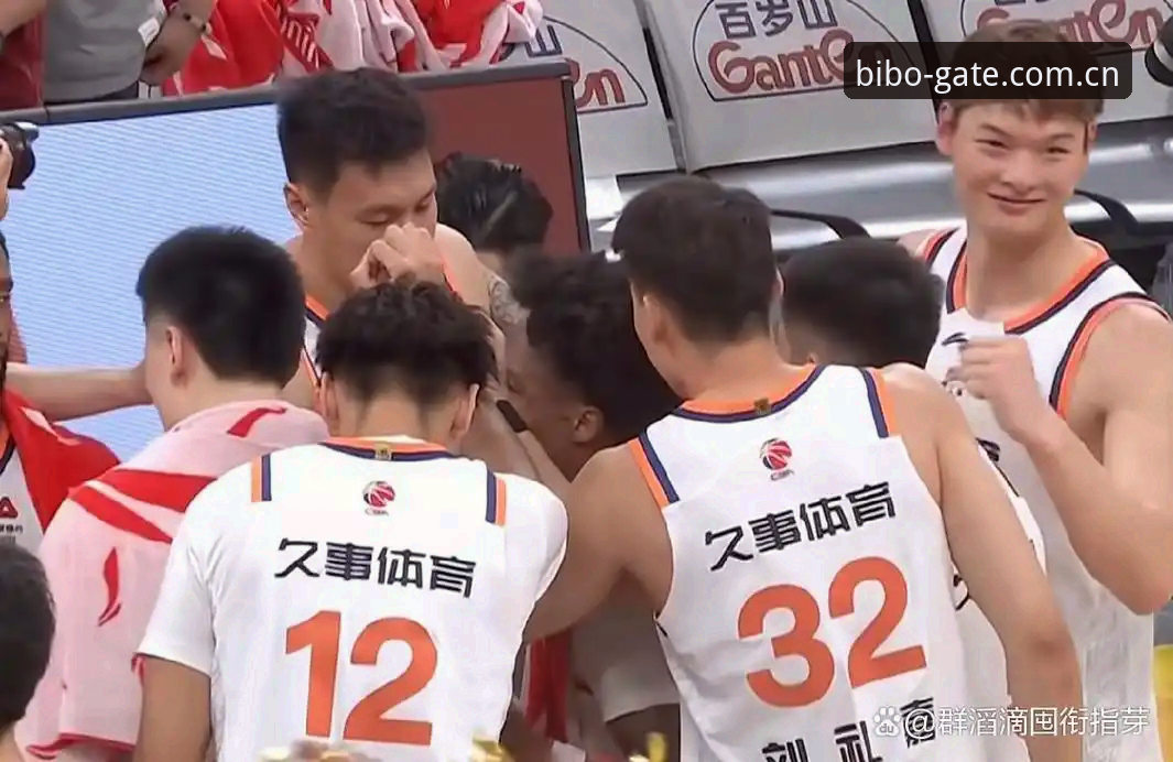 首发攻守压制vs替补火力隐忧：上海男篮G4晋级关键战的全面前瞻
